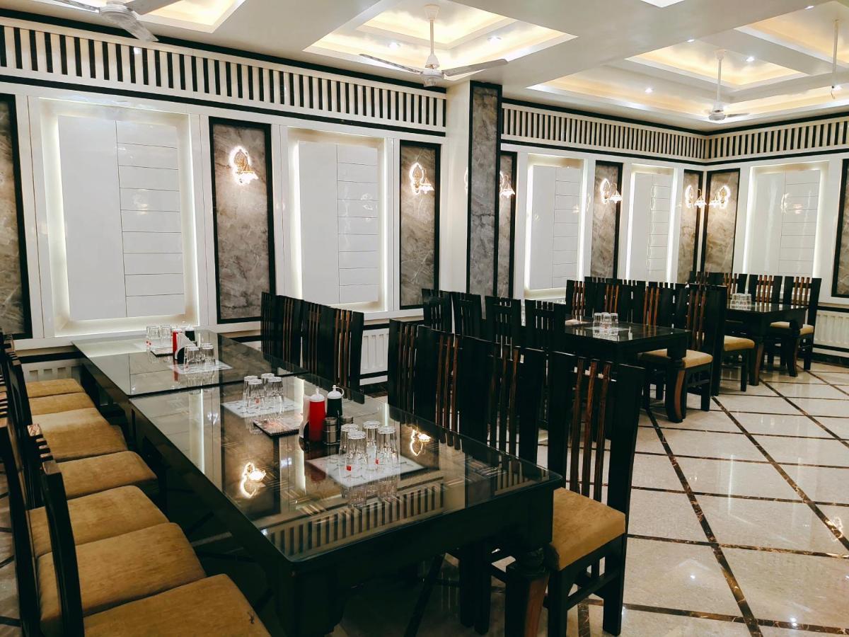 Hotel The Shree Jee Palace Mirzapur Ngoại thất bức ảnh