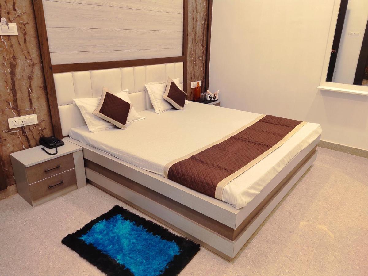 Hotel The Shree Jee Palace Mirzapur Ngoại thất bức ảnh