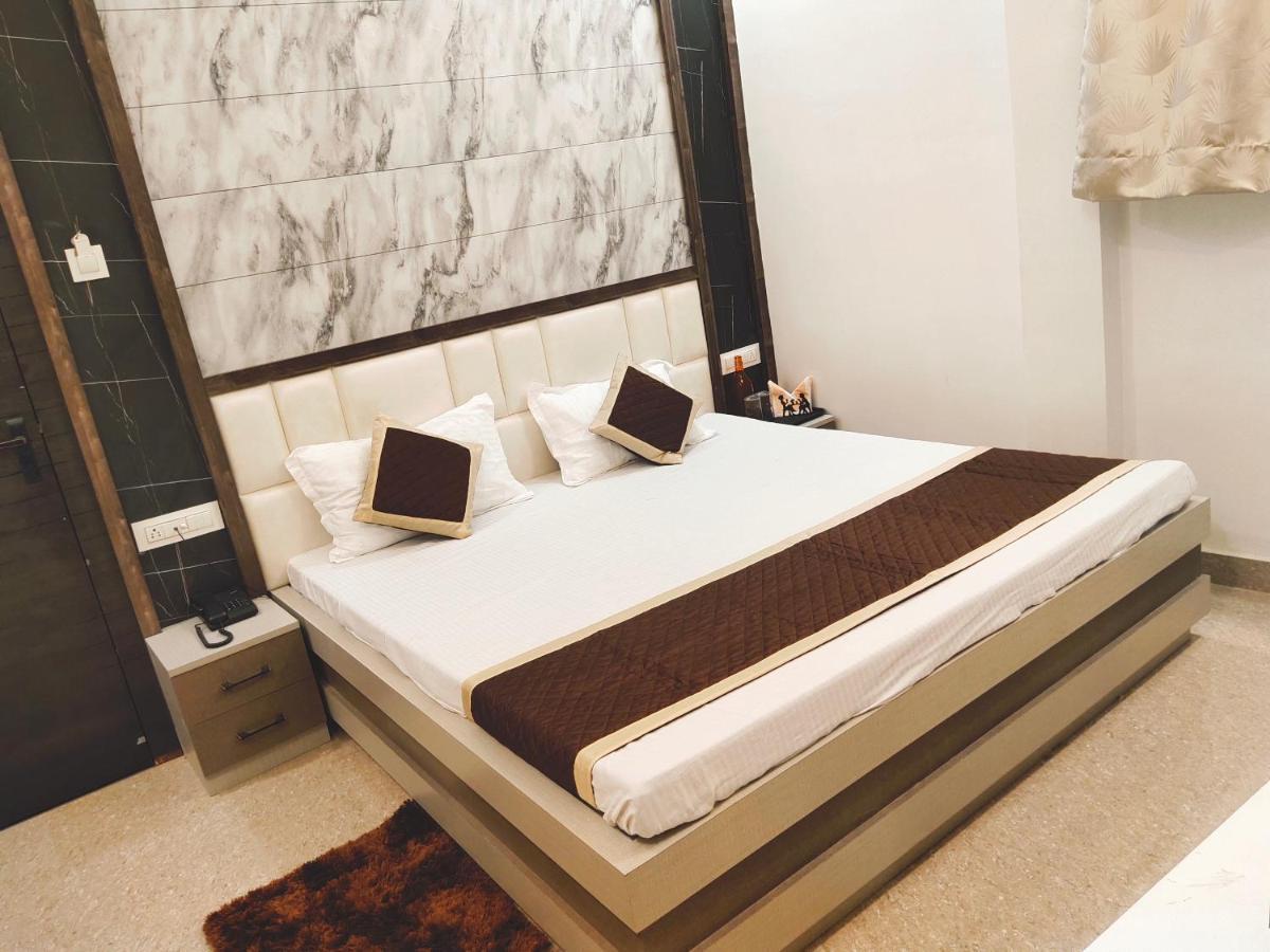 Hotel The Shree Jee Palace Mirzapur Ngoại thất bức ảnh