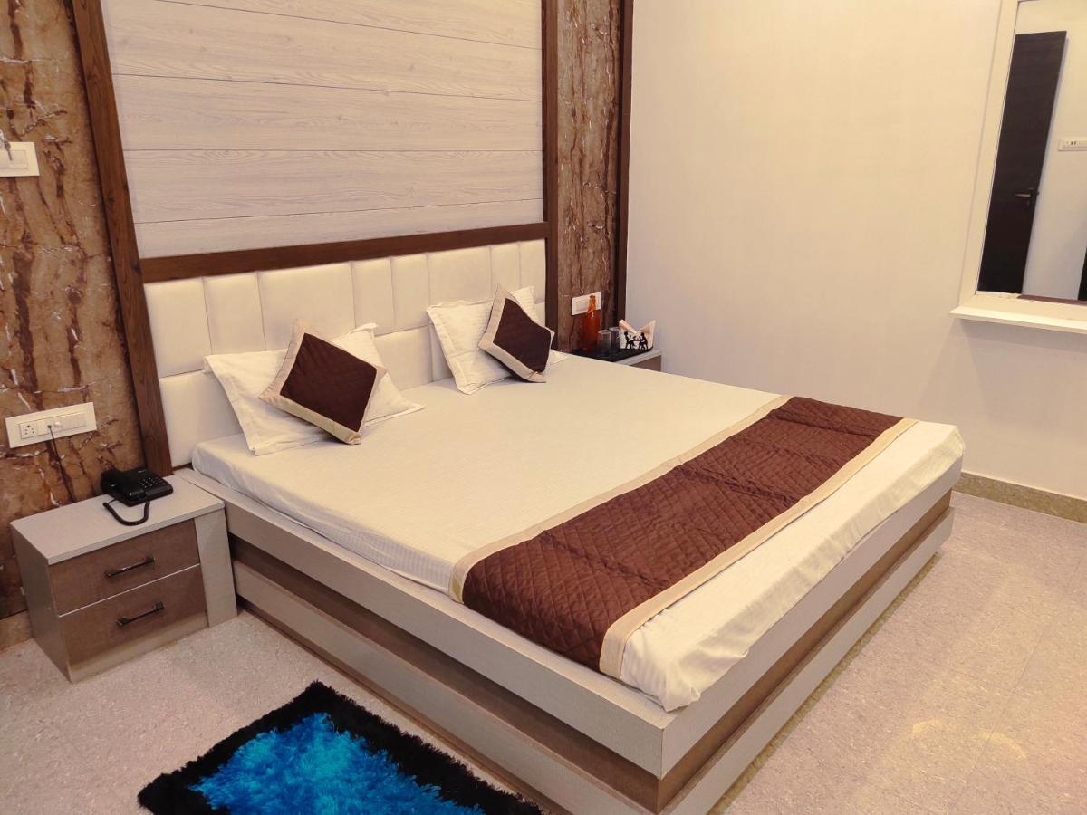 Hotel The Shree Jee Palace Mirzapur Ngoại thất bức ảnh