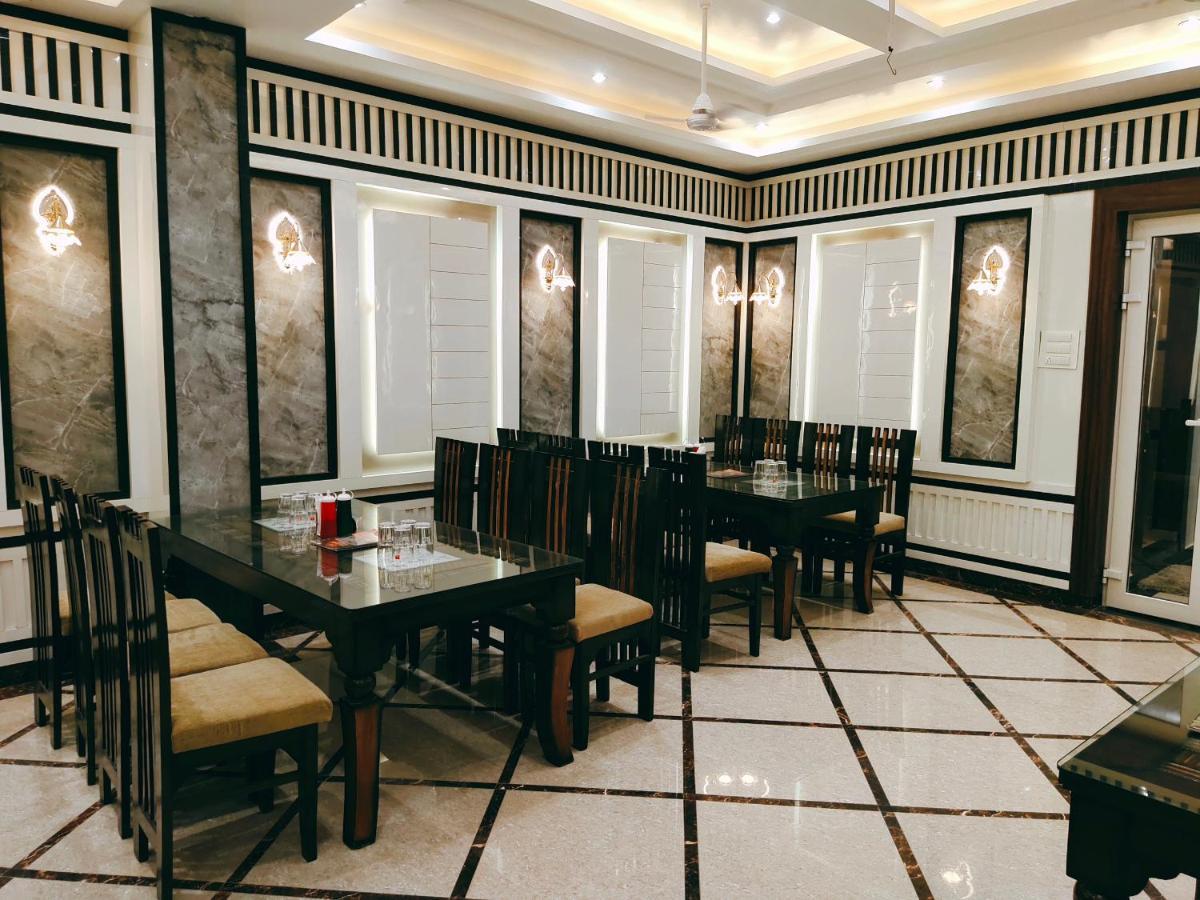 Hotel The Shree Jee Palace Mirzapur Ngoại thất bức ảnh